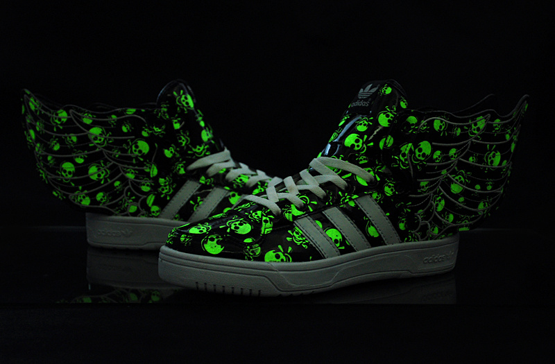 chaussures adidas avec des ailes chaussures adidas avec des ailes