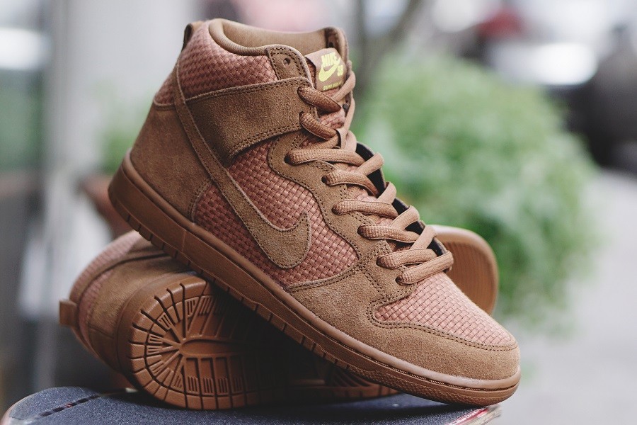 nike sb dunk high homme marron